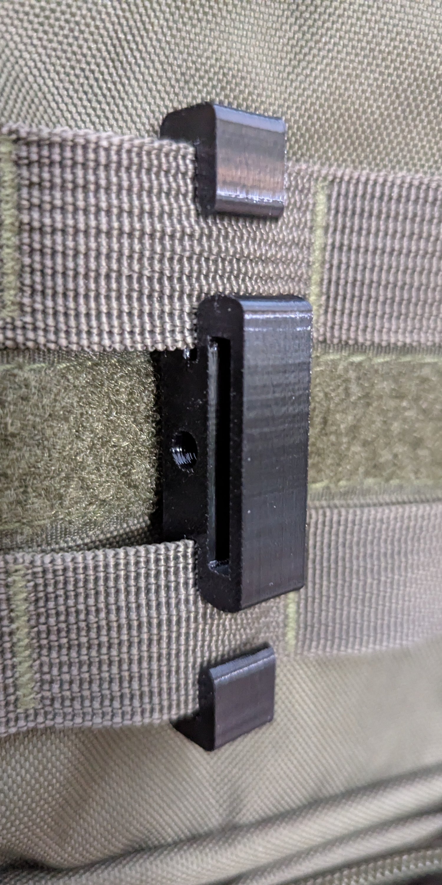 Molle Reverser Clip - 3D Hunting Solutions
