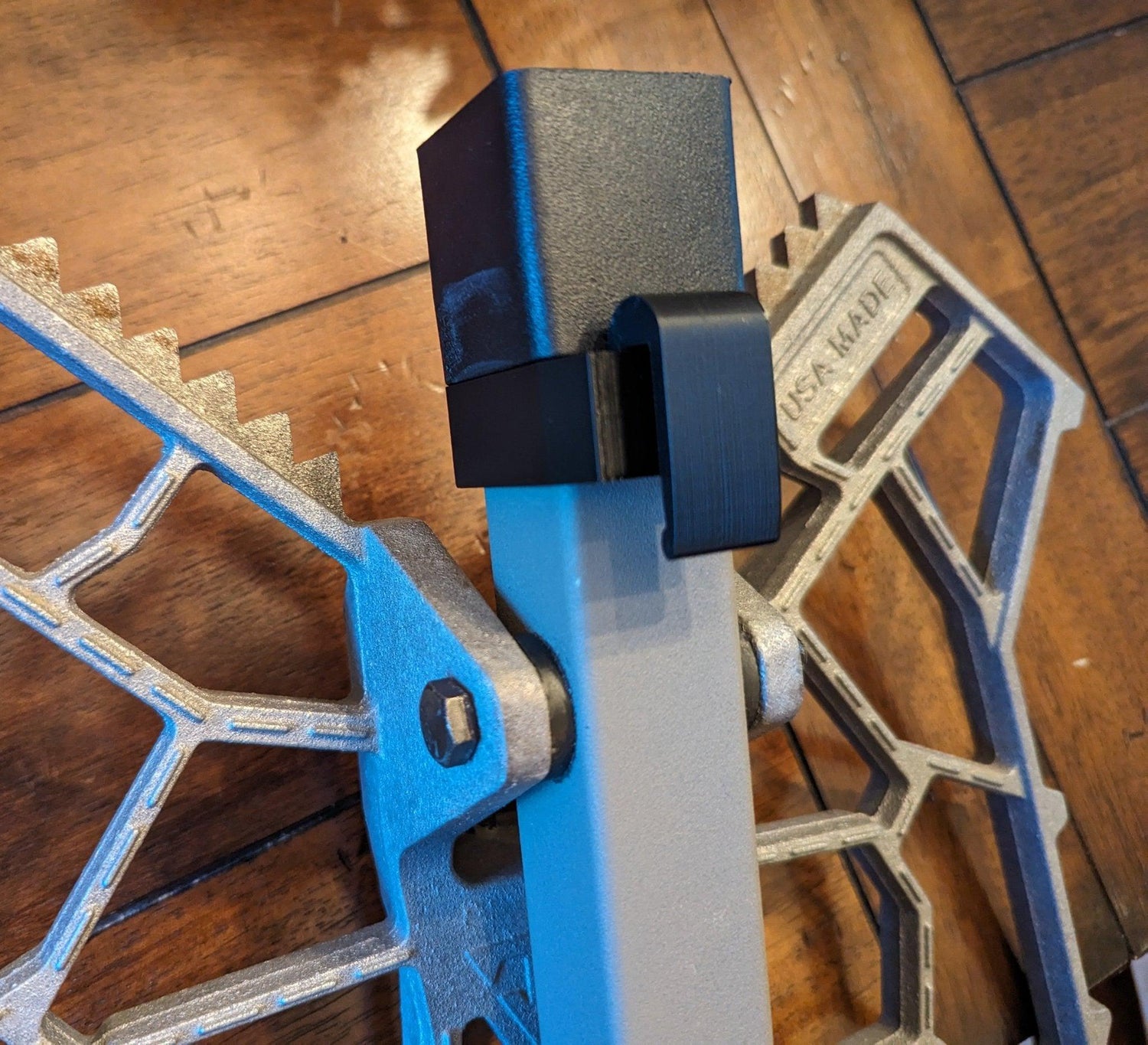 Saddle Platform Caddy