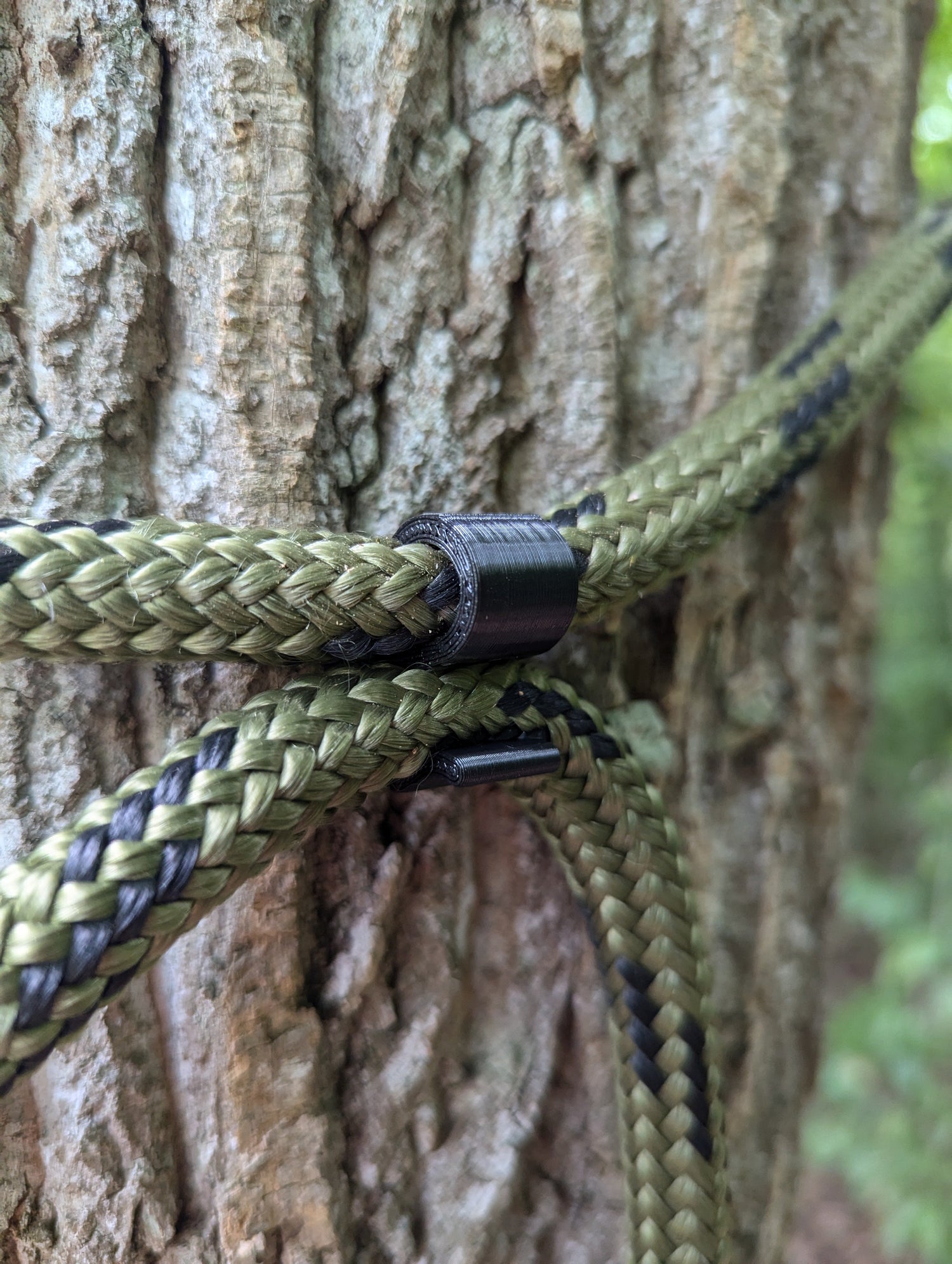 3D Hunting Solutions saddle bridge and rope caddy for hunting, featuring a sturdy design and multiple hooks for gear organization.