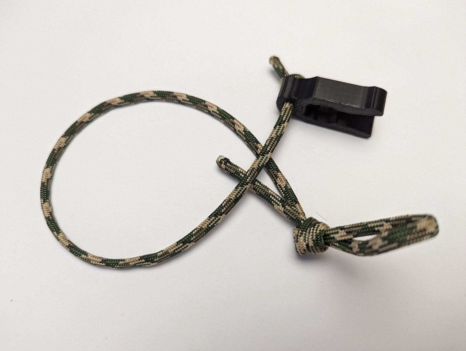 8mm Tether Rope Clip for Saddle Hunting by 3D Hunting Solutions, designed for secure attachment in hunting gear