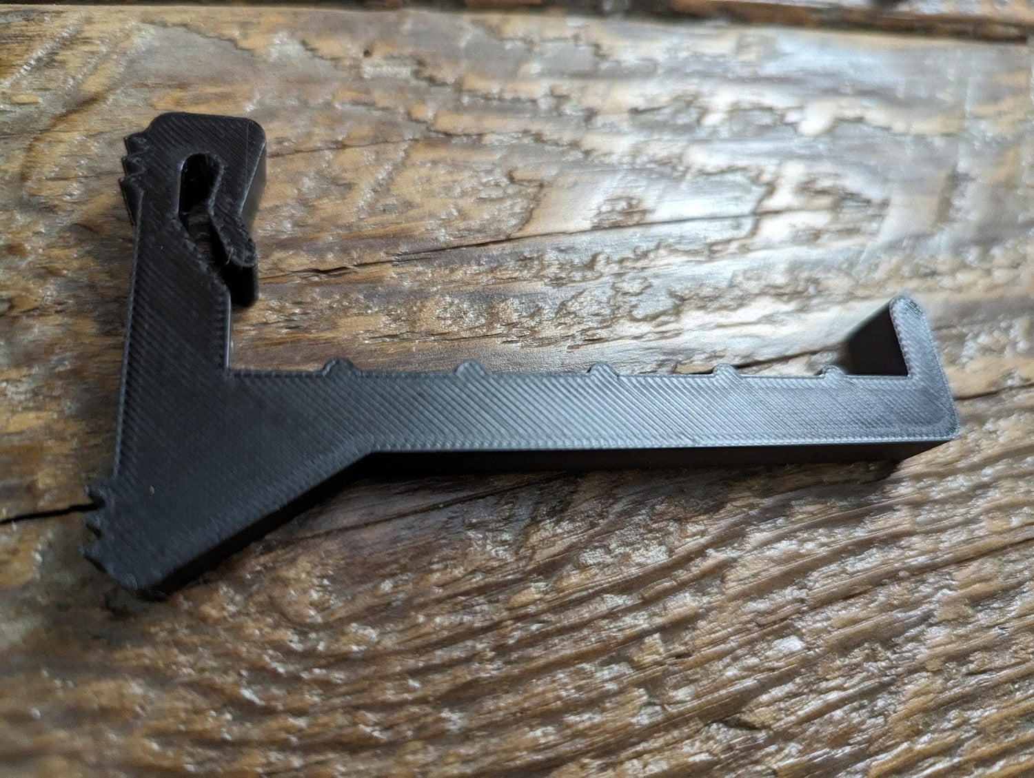 Amsteel Bow Hanger by 3D Hunting Solutions, featuring durable steel construction for secure bow storage and display.