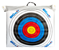 BIGshot Archery outdoor range bag with block target for archery practice and target shooting.