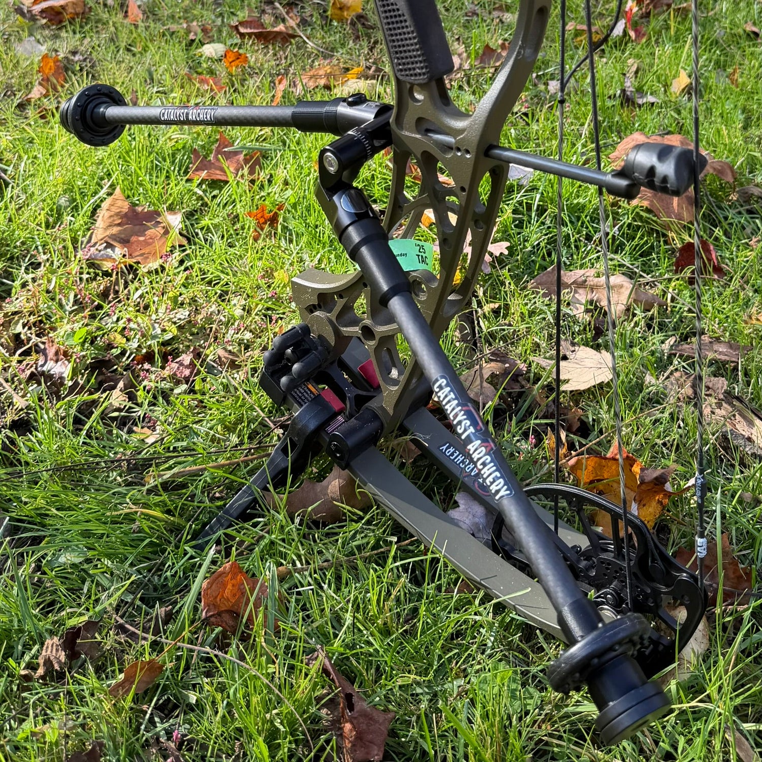 Catalyst Archery Phantom Series micro diameter stabilizer sets with 8-inch and 6-inch stabilizers for archery stability.