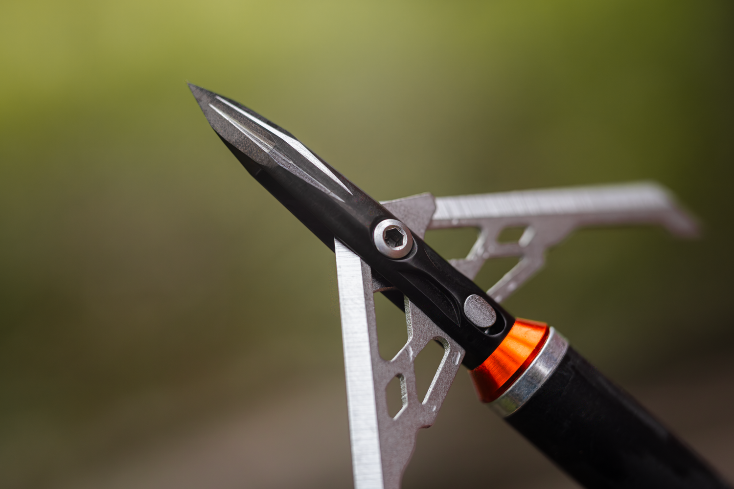 Steel 125 crossbow broadheads by Speed Broadheads, showing sharp blades and sleek design for precise hunting performance.
