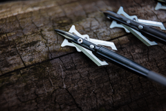 Speed Broadheads Titanium 100 arrow broadhead with a sleek silver finish, designed for precision and durability in hunting.